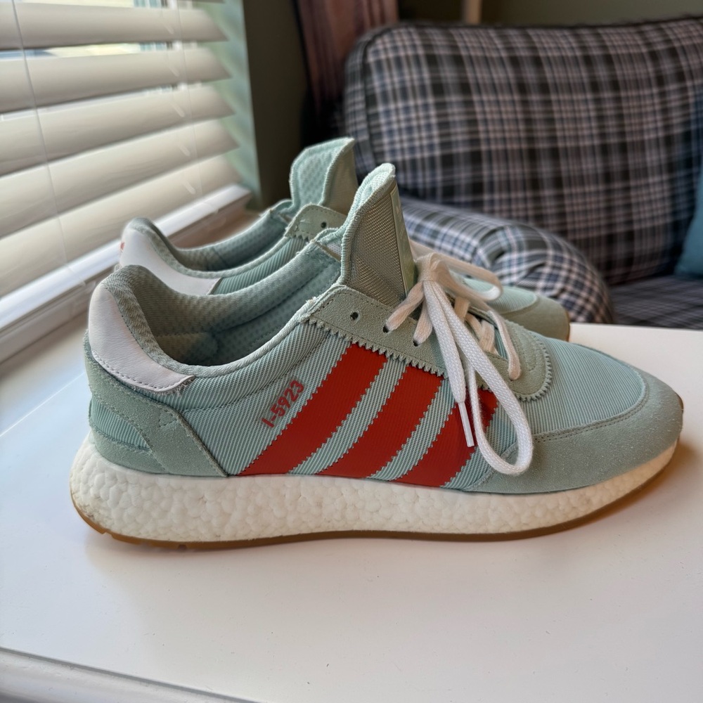 Adidas I-5923s